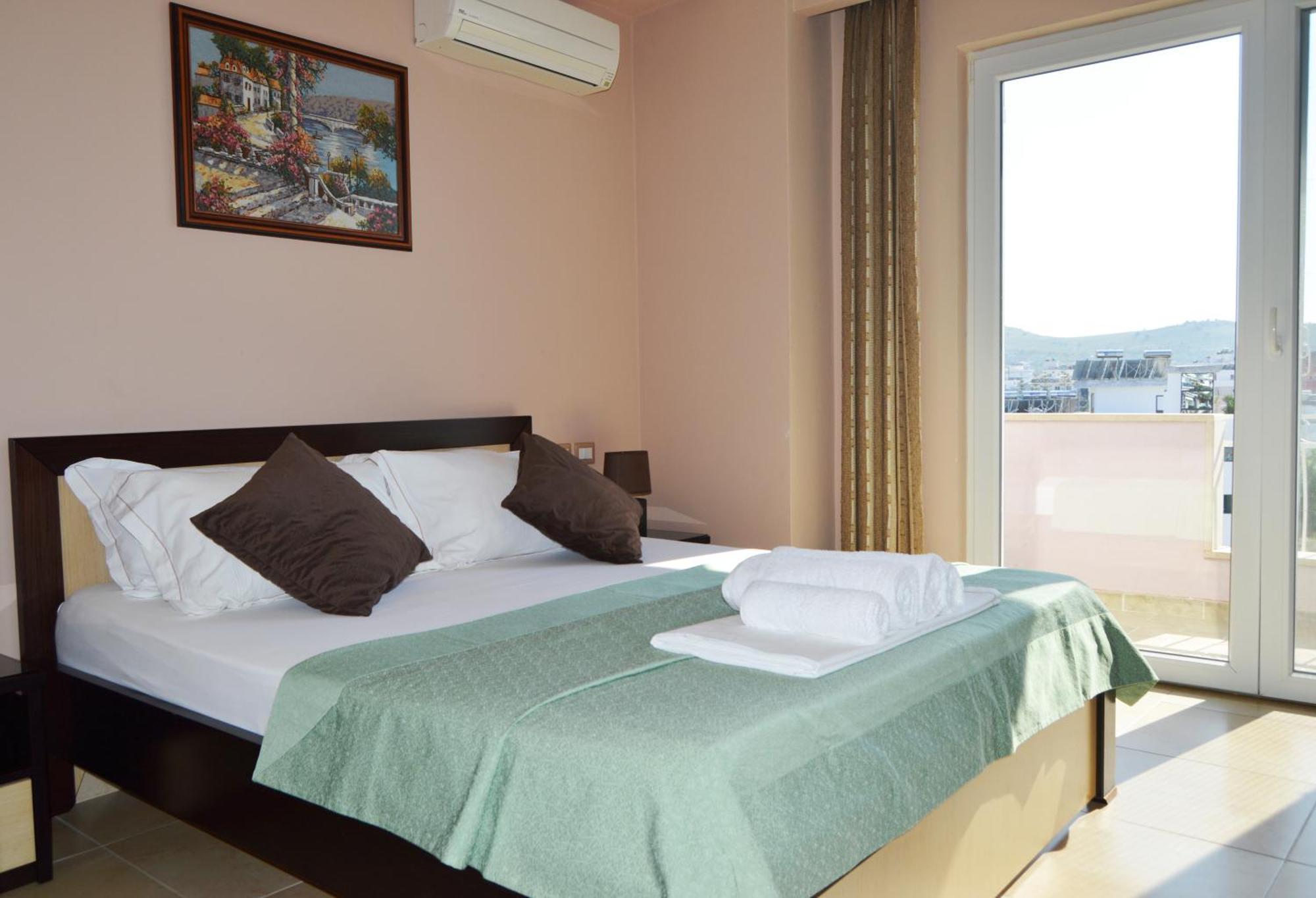 Aparthotel Paja Ksamil Exterior photo